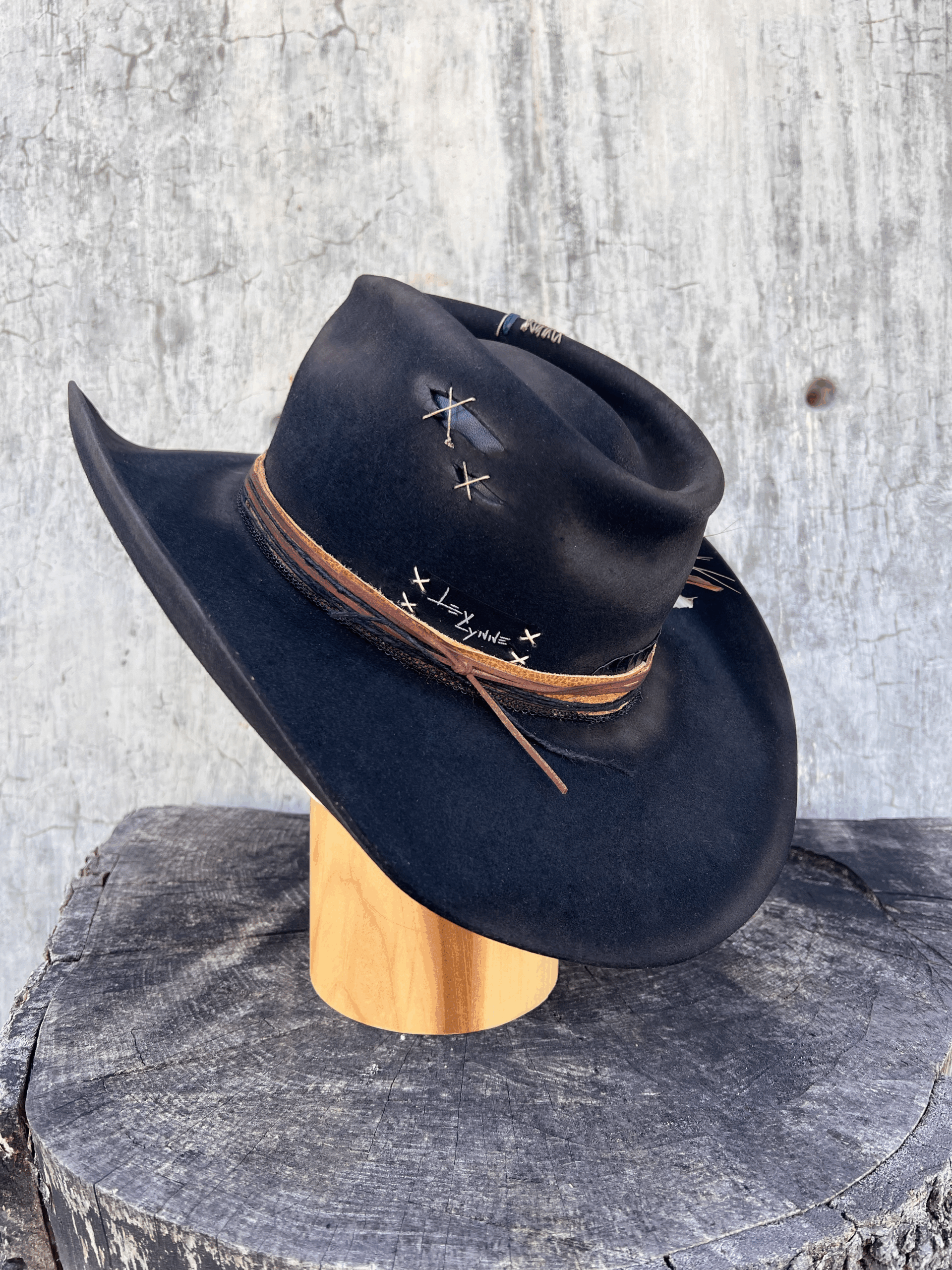 Ebony Blue Vintage Felt Cowboy Hat - Image 3